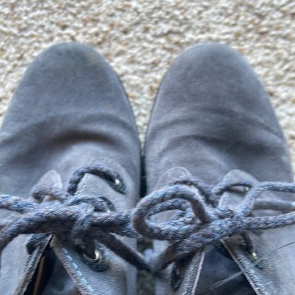 Naot grey suede booties size 41 - Picture 4 of 6